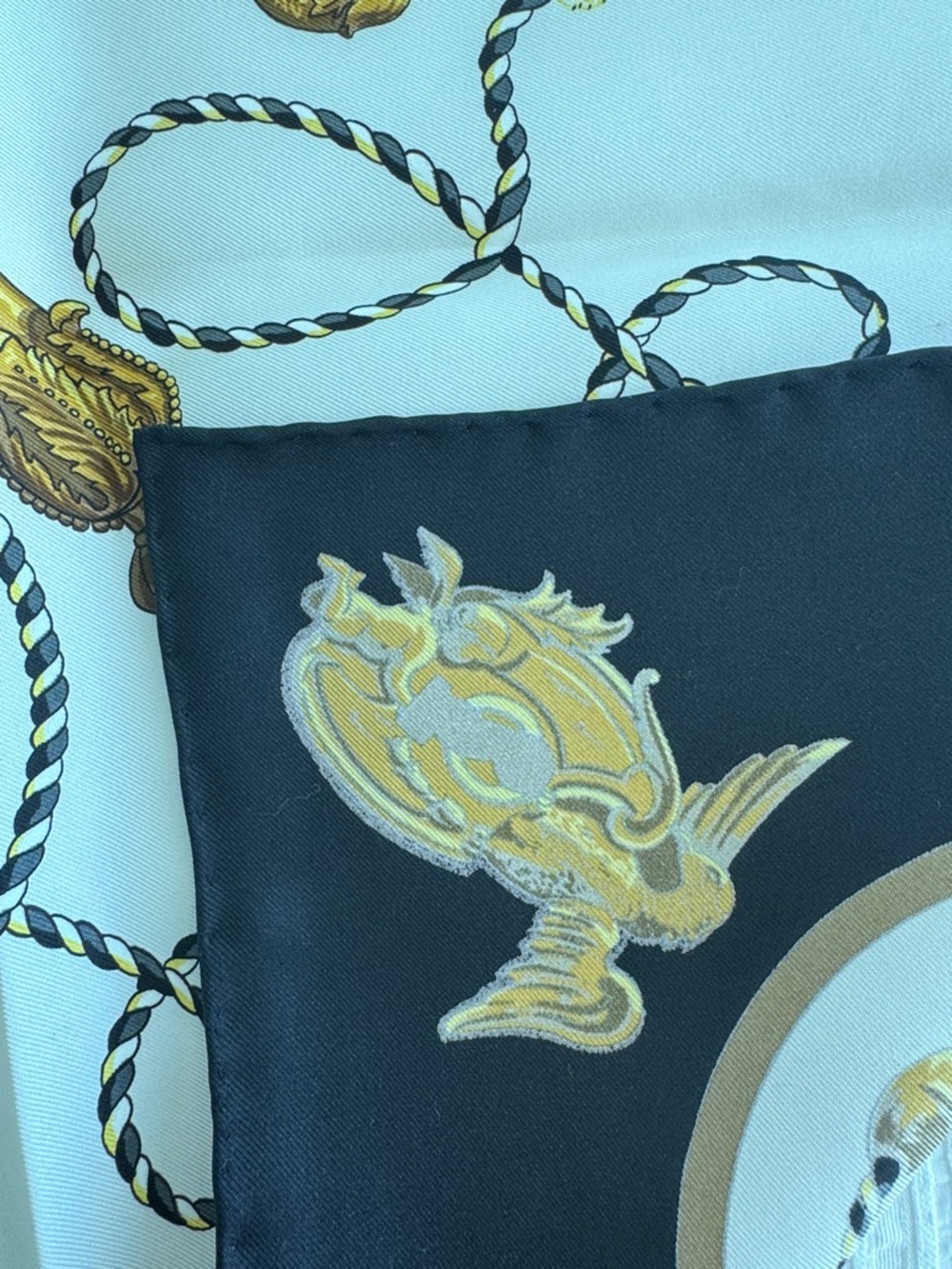 Hermes Scarf Carre 90 Black And White And Multi LES CLES Keys Silk - Picture 9 of 14
